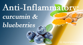 Dr. Butwell presents recent studies touting the anti-inflammatory benefits of curcumin and blueberries. 