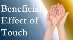 Dr. Butwell offers pain-relieving chiropractic care that integrates touch, an important factor in relieving pain.